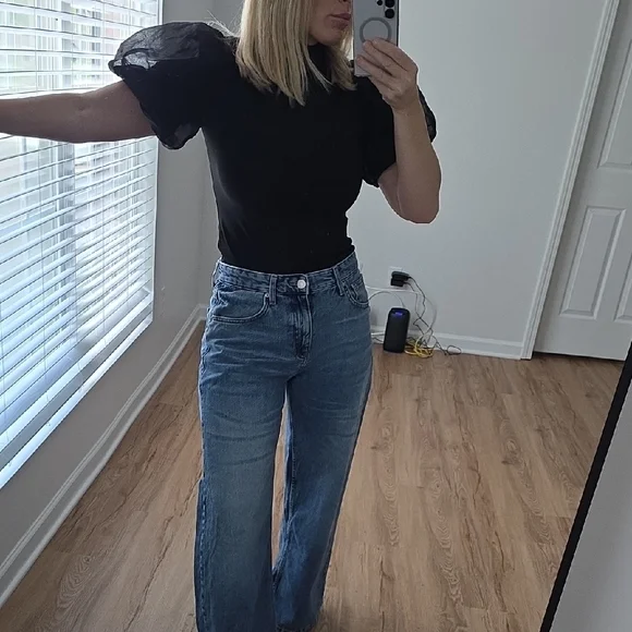 Classic Blue Women's Jeans - Picture 5 of 6